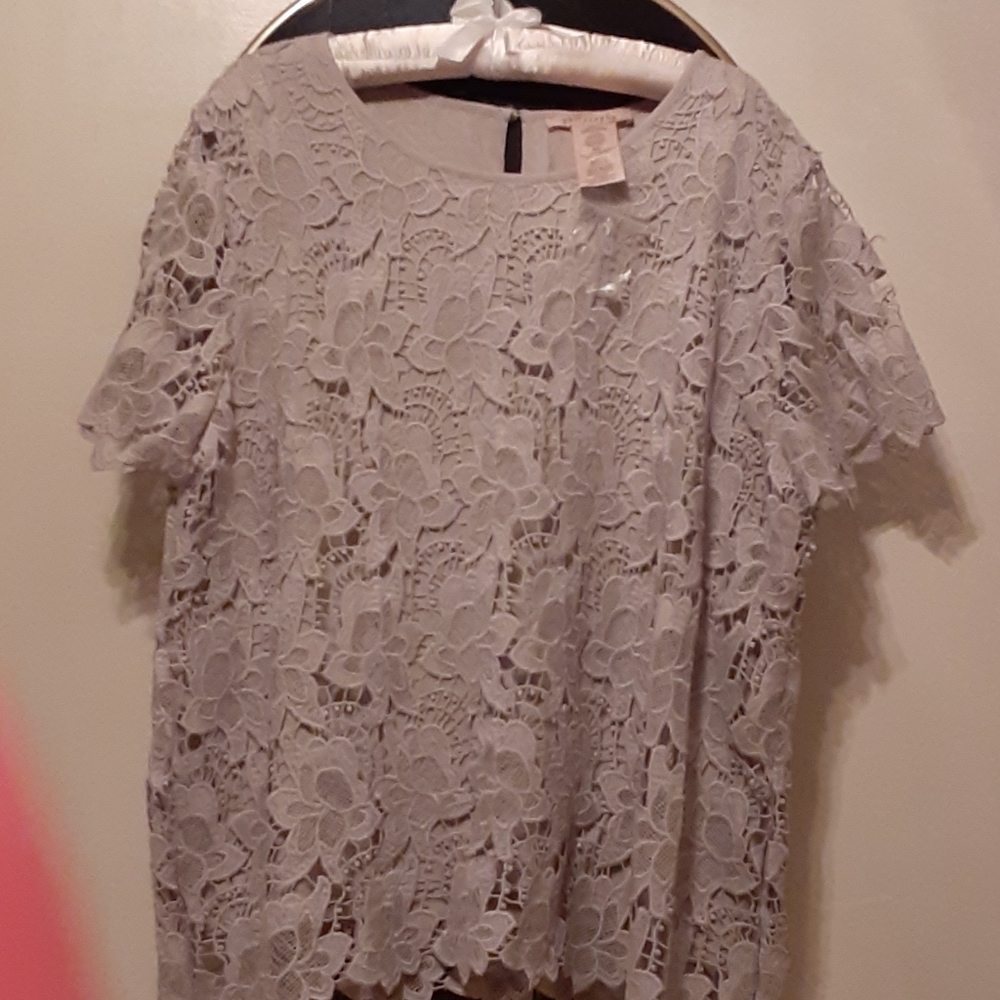 A philosophy light gray lace blouse